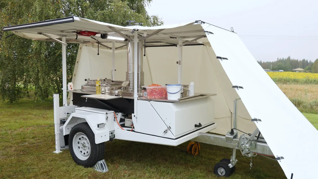 Teuvan FK2000 po pełnym rozwinięciu w terenie